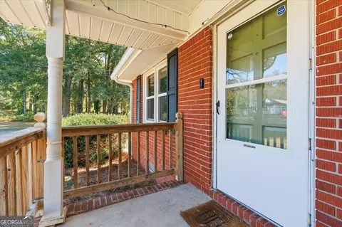 Exterior - 425 Mitchell Ave, Bowdon, GA 30108 photo 4 of 12