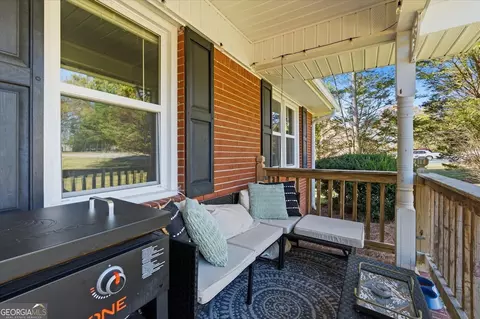 Exterior - 425 Mitchell Ave, Bowdon, GA 30108 photo 3 of 12