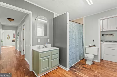 Entry Way - 425 Mitchell Ave, Bowdon, GA 30108 photo 3 of 3