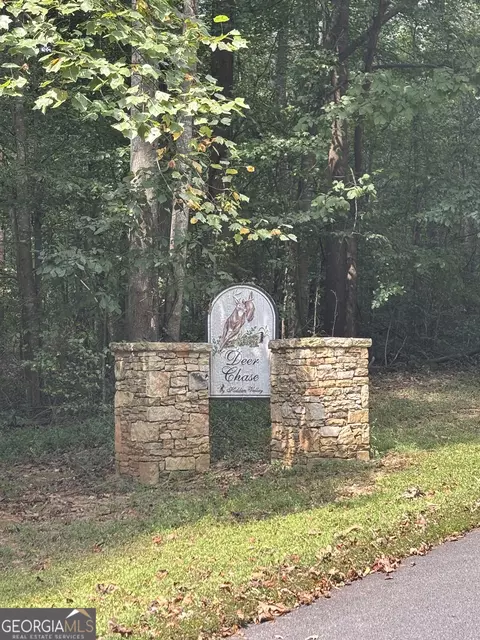 535 Deer Chase Rd, Toccoa, GA 30577