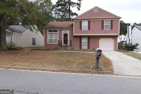 6653 Eastbriar Dr, Lithonia, GA 30058