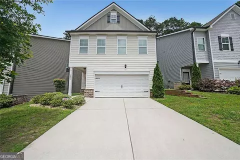 4450 Richmond Ct, Stone Mountain, GA 30083