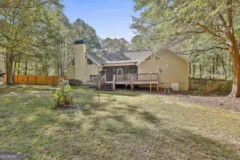 Exterior - 365 Pendleton Trl, Tyrone, GA 30290 photo 15 of 18