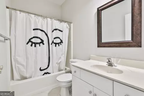 Bath - 365 Pendleton Trl, Tyrone, GA 30290 photo 4 of 5