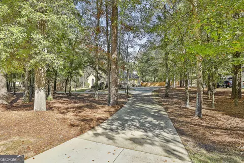 Exterior - 365 Pendleton Trl, Tyrone, GA 30290 photo 2 of 18