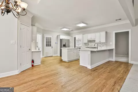 Kitchen - 365 Pendleton Trl, Tyrone, GA 30290 photo 1 of 5
