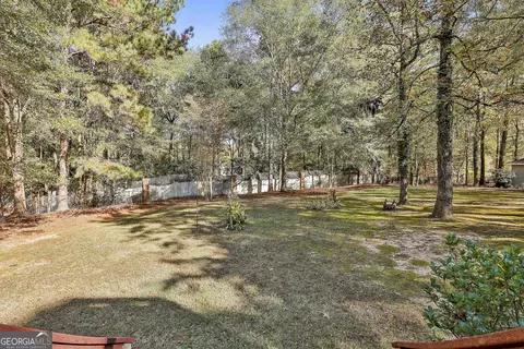 Exterior - 365 Pendleton Trl, Tyrone, GA 30290 photo 13 of 18