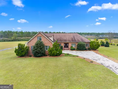 1238 E Hampton Dr, Statesboro, GA 30461