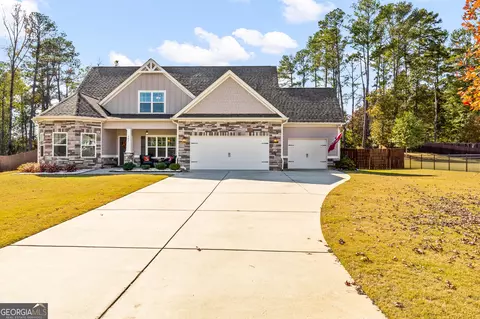 205 Duck Dr, Senoia, GA 30276