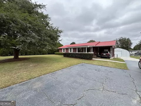123 Bowman Drive Rd, Cochran, GA 31014