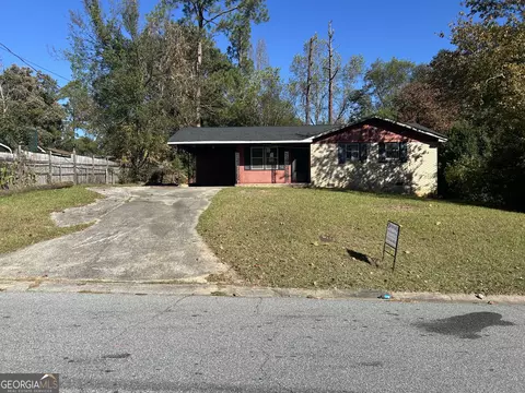 2443 Lambert Dr, Macon, GA 31206