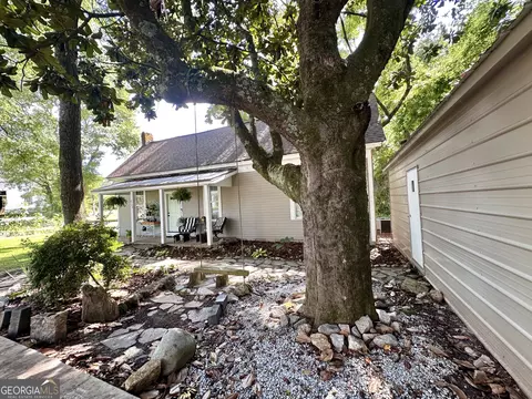 6192 Collins St NE, Covington, GA 30014