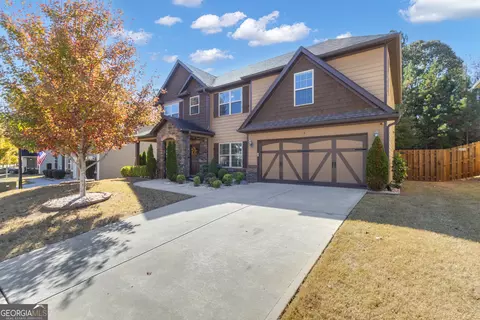 9 Marvin Gdns, Sharpsburg, GA 30277