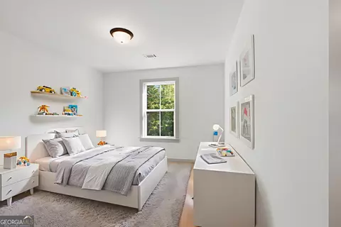 Bedroom - 297 Ayers Creek Dr, Toccoa, GA 30577 photo 8 of 14