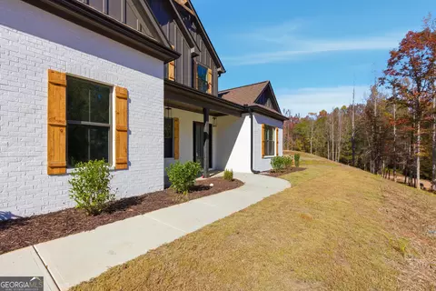 Exterior - 297 Ayers Creek Dr, Toccoa, GA 30577 photo 3 of 9