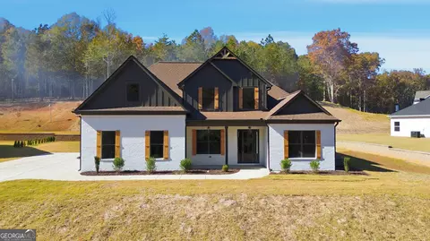 Exterior - 297 Ayers Creek Dr, Toccoa, GA 30577 photo 2 of 9