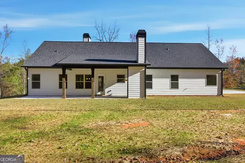 Exterior - 405 Ayers Crk, Toccoa, GA 30577 photo 4 of 5