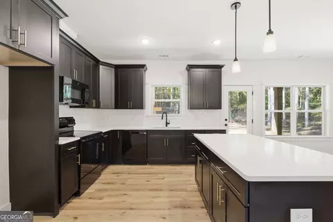 Kitchen - 405 Ayers Crk, Toccoa, GA 30577 photo 1 of 2