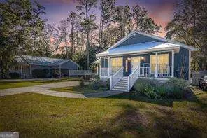 141 Manoe Rd, Brunswick, GA 31523