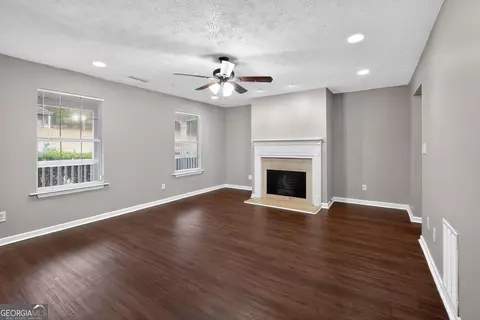 Living - 3779 Rolling Pl, Conley, GA 30288 photo 3 of 6