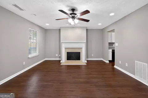 Living - 3779 Rolling Pl, Conley, GA 30288 photo 4 of 6