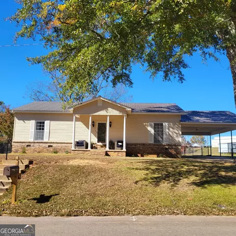 313 Williams St, Valley, AL 36854