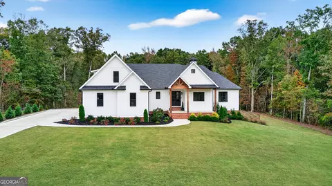 155 Grace Hope Dr, Brooks, GA 30205