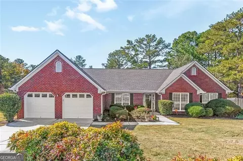 3395 Summit Place Dr, Loganville, GA 30052