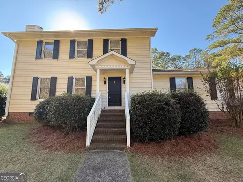 173 Cumberland Rd, Griffin, GA 30224