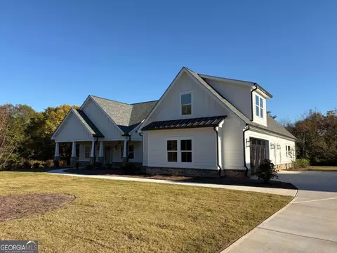 1290 Grapevine Trl, Monroe, GA 30656