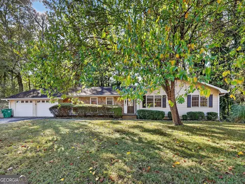 6405 Swift Creek Dr, Lithonia, GA 30058