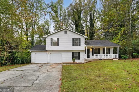 5789 Dorian Ct, Lithonia, GA 30058