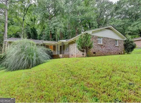 2889 White Oak Dr, Decatur, GA 30032