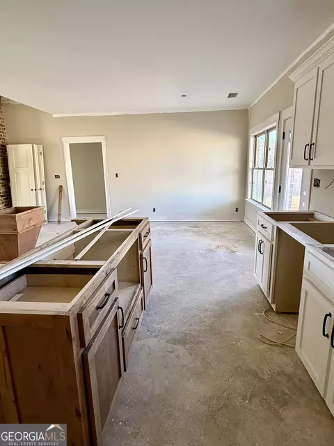 Kitchen - 108 Lighterknot Trl, Perry, GA 31069 photo 1 of 4