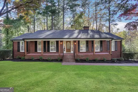 681 Hampton Pl SW, Marietta, GA 30064