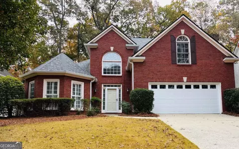 8035 Sandorn Dr, Roswell, GA 30075