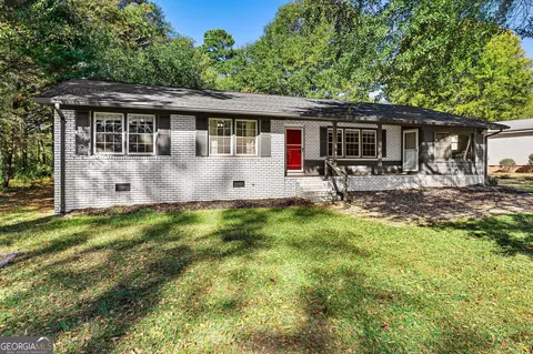 45 Beverly St, Lavonia, GA 30553