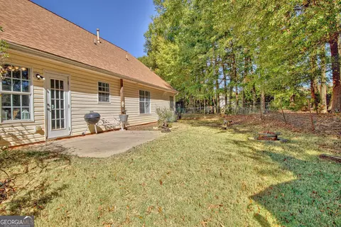 Exterior - 2040 Elm Grove Ln, Hampton, GA 30228 photo 6 of 13