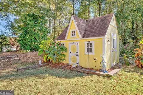 Exterior - 2040 Elm Grove Ln, Hampton, GA 30228 photo 7 of 13