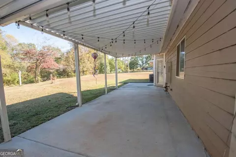 Exterior - 177 Abbottsford Rd, Lagrange, GA 30240 photo 3 of 9