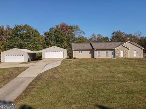 Exterior - 177 Abbottsford Rd, Lagrange, GA 30240 photo 1 of 9