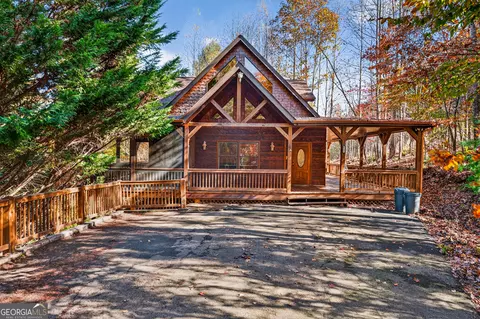 353 Walker Dr, Morganton, GA 30560