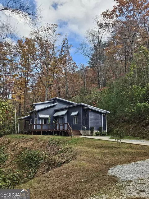 327 Polly Gap Rd, Clayton, GA 30525