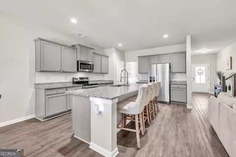 Kitchen - 233 Jim Daws Rd, Monroe, GA 30655 photo 1 of 2