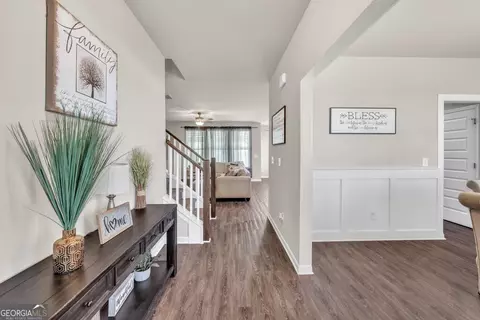 Entry Way - 233 Jim Daws Rd, Monroe, GA 30655 photo 1 of 9