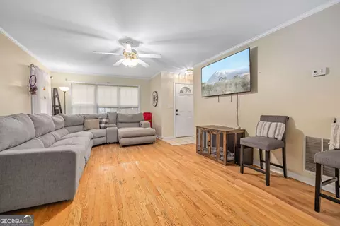 Living - 190 Sunset Oaks Dr, Cornelia, GA 30531 photo 1 of 1