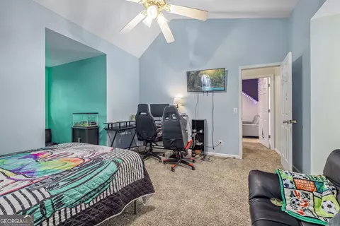 Bedroom - 190 Sunset Oaks Dr, Cornelia, GA 30531 photo 6 of 6