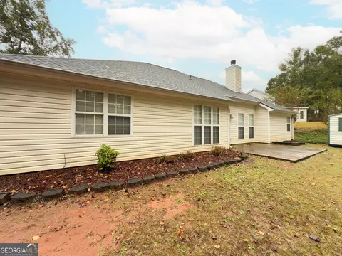 Exterior - 250 Old Pond Rd, Lagrange, GA 30241 photo 5 of 6