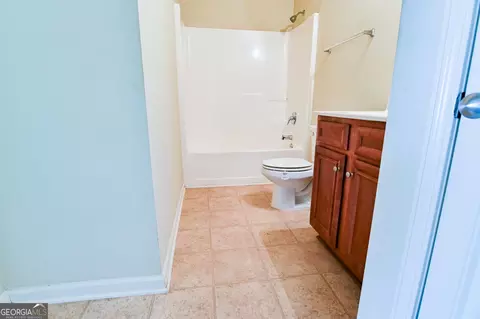 Bath - 108 Christopher Michael Ln, Hampton, GA 30228 photo 5 of 6