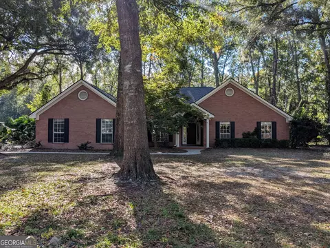 243 Mclaughlin Ct, Richmond Hill, GA 31324